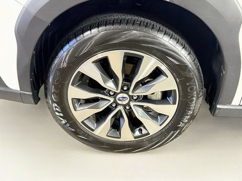 Used 2024 Subaru Outback Limited AWD/4WD image 42
