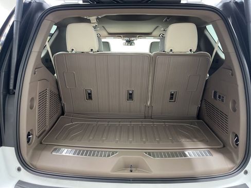 New 2026 GMC Yukon Denali w/ Sun & Power Step Package image 25