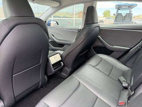 Used 2025 Tesla Model 3 Long Range RWD image 38