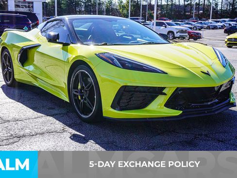 Used 2022 Chevrolet Corvette Stingray w/ Z51 Performance Package image 5