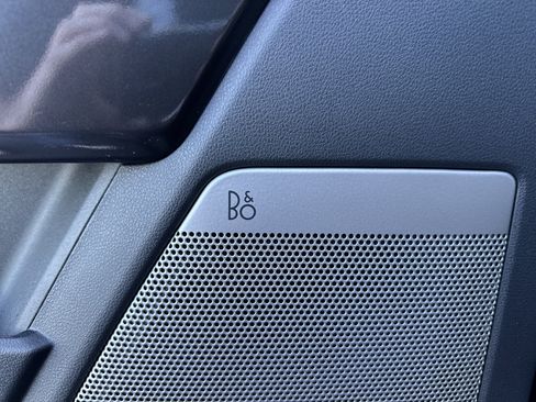 Certified 2021 Ford F150 Lariat w/ Equipment Group 502A High image 25