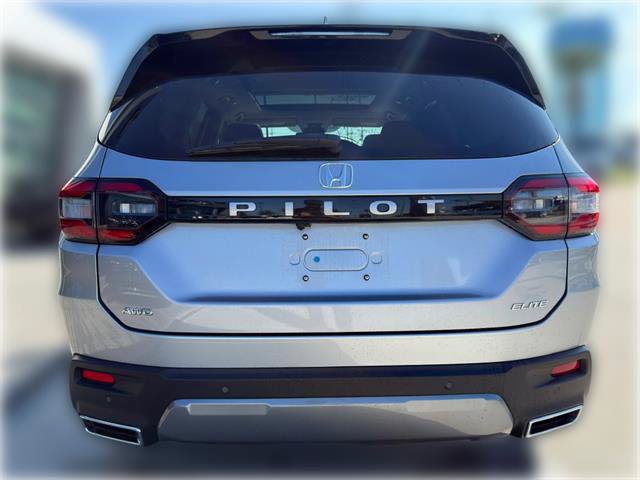 Used 2026 Honda Pilot Elite image 7