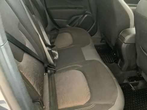 Used 2023 Jeep Renegade Latitude AWD/4WD image 17