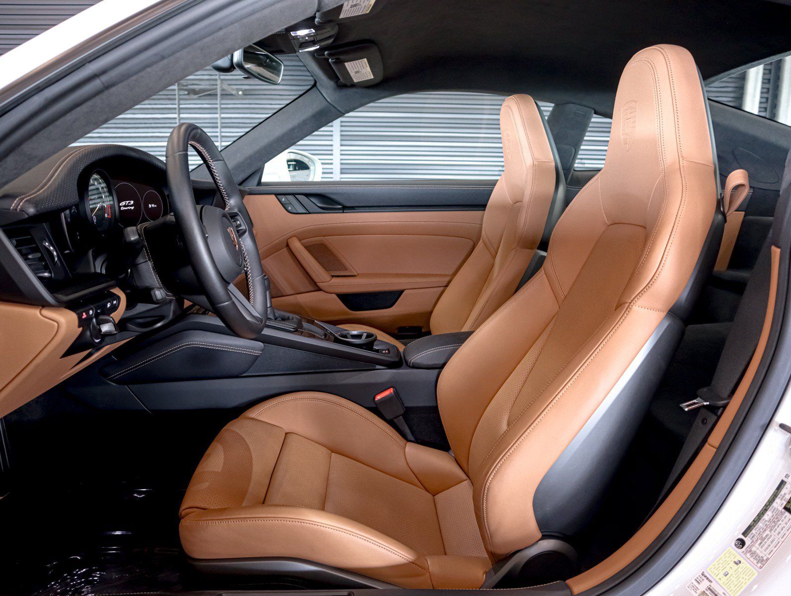 Certified 2024 Porsche 911 GT3 RWD image 5