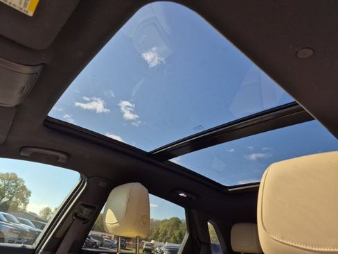 Used 2019 Cadillac XT5 Luxury image 6