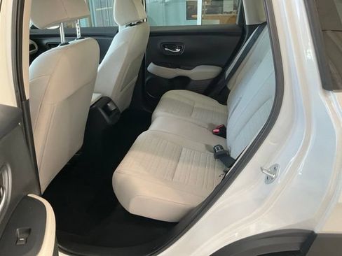 Certified 2025 Honda HR-V LX image 16