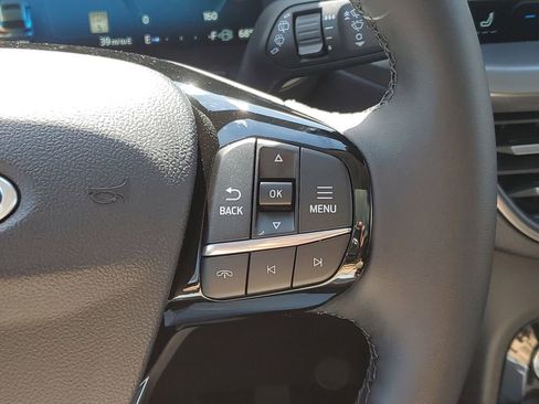 New 2025 Ford Escape Active w/ Active Premium Tech Pack image 15