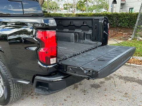 Used 2023 Chevrolet Colorado LT w/ LT Convenience Package image 32