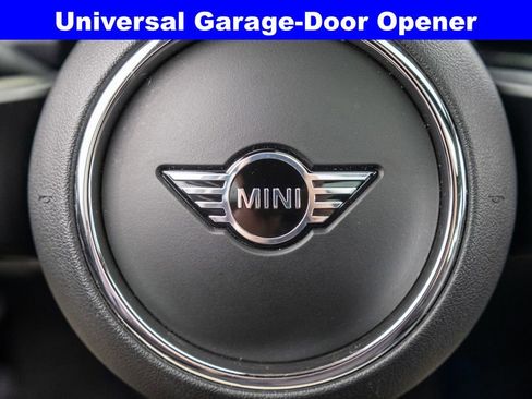 Used 2023 MINI Cooper Clubman S w/ Premium Package image 18