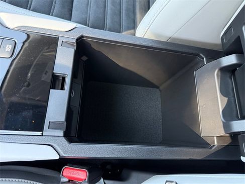 New 2025 Mitsubishi Outlander SE image 22