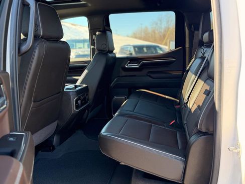 Used 2024 GMC Sierra 1500 Denali w/ Denali Reserve Package image 30