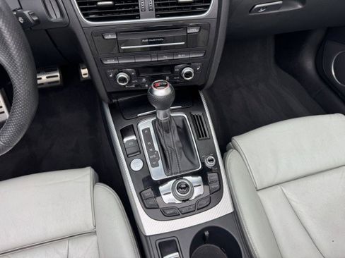 Used 2014 Audi RS 5 Cabriolet image 27