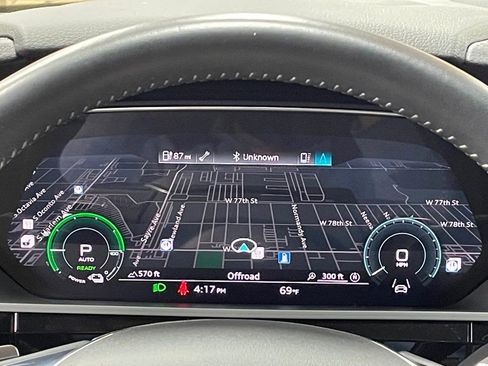 Used 2021 Audi e-tron Premium w/ Convenience Plus Package image 34