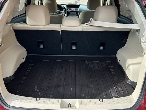 Used 2015 Subaru Crosstrek 2.0i Premium image 12