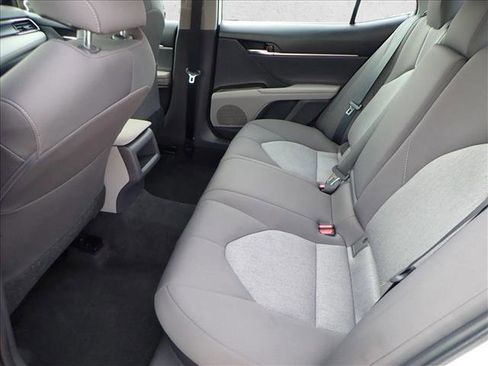 Used 2021 Toyota Camry LE image 8