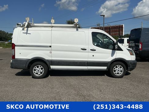 Used 2016 Ford Transit 250 130 Low Roof RWD image 6