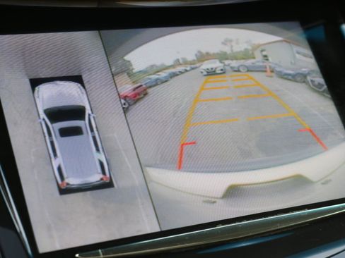 Used 2015 Cadillac Escalade Luxury AWD/4WD image 15