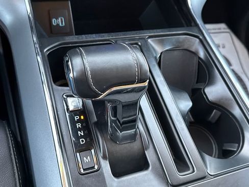 Used 2023 Ford F150 Lariat image 31