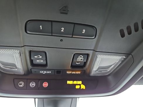 Used 2024 Chevrolet Blazer Premier w/ Driver Confidence II Package AWD/4WD image 16