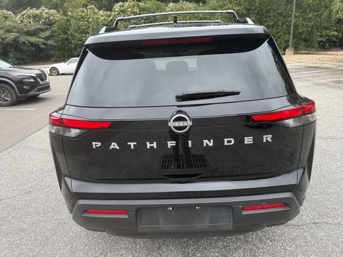 Certified 2025 Nissan Pathfinder SV FWD image 14