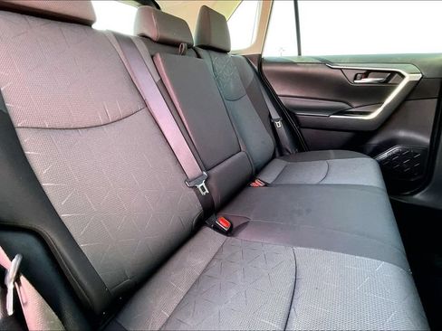 Used 2024 Toyota RAV4 XLE FWD image 26