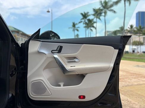 Used 2020 Mercedes-Benz CLA 250 image 15