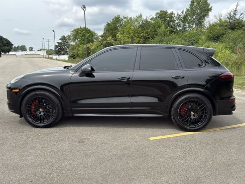 Used 2017 Porsche Cayenne GTS AWD/4WD image 8