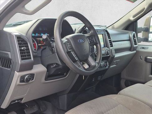 Used 2022 Ford F250 XLT AWD/4WD image 9