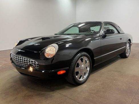 Used 2002 Ford Thunderbird image 38