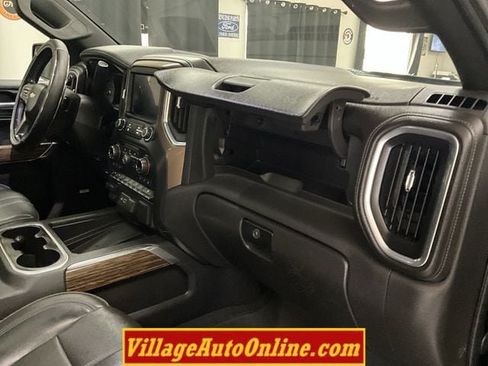 Used 2019 Chevrolet Silverado 1500 High Country w/ Technology Package AWD/4WD image 40