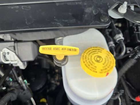 Used 2024 RAM 3500 Big Horn w/ Towing Technology Group image 24