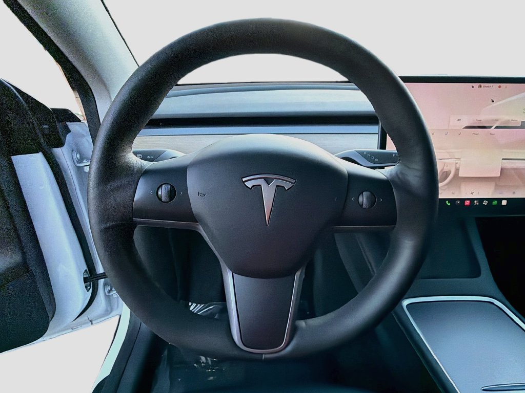 Used 2022 Tesla Model Y Performance AWD/4WD image 10
