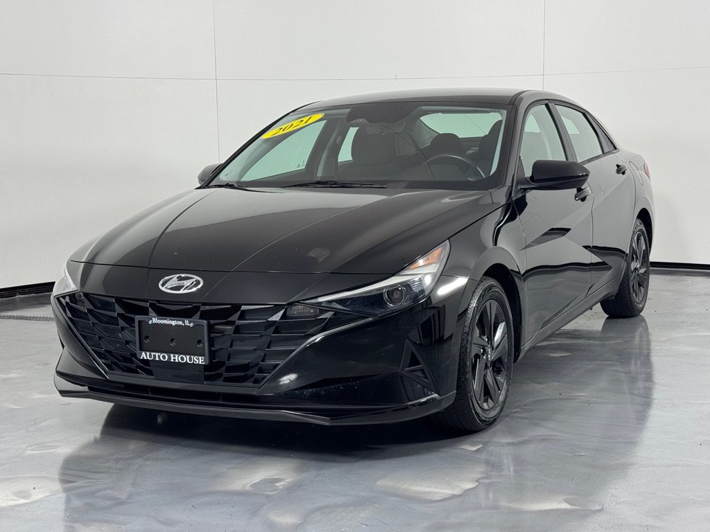 Used 2021 Hyundai Elantra SEL w/ Convenience Package FWD image 9