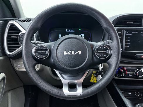 Certified 2023 Kia Soul LX image 18