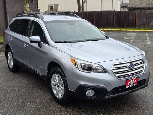 Used 2016 Subaru Outback 2.5i Premium AWD/4WD image 5