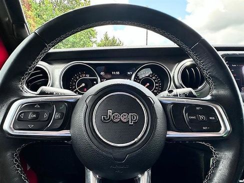 Used 2019 Jeep Wrangler Unlimited Sahara AWD/4WD image 20