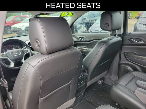 Used 2020 GMC Acadia SLT w/ LPO, Floor Liner Package FWD image 15