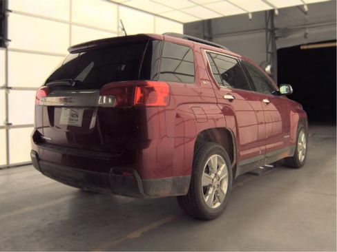 Used 2014 GMC Terrain SLT w/ Chrome Appearance Package FWD image 3