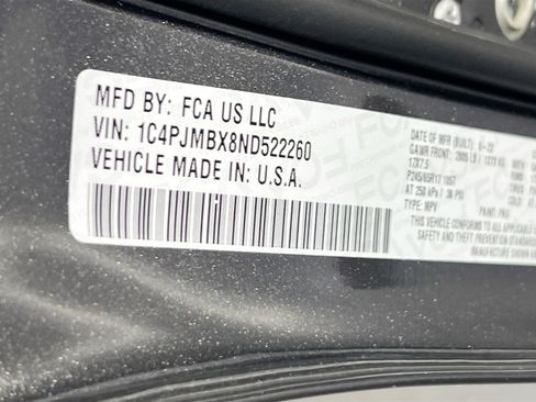 Used 2022 Jeep Cherokee Trailhawk w/ Premium Leather Package image 30