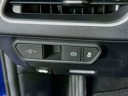 Used 2025 Kia K4 FWD image 19