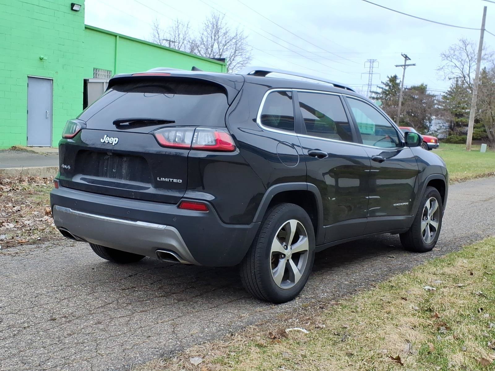 Used 2020 Jeep Cherokee Limited AWD/4WD image 5