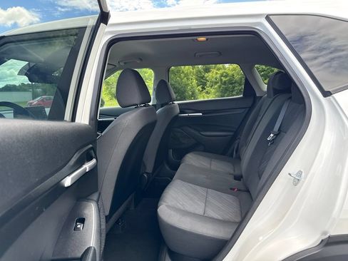 Used 2023 Kia Seltos LX AWD/4WD image 19