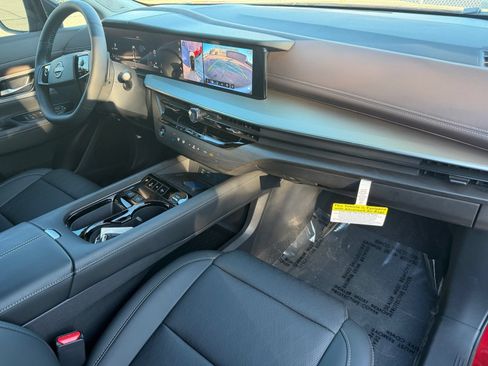 New 2026 Nissan Murano Platinum w/ Cargo Package AWD/4WD image 11