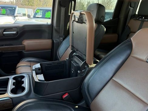 Used 2021 Chevrolet Silverado 1500 High Country image 27