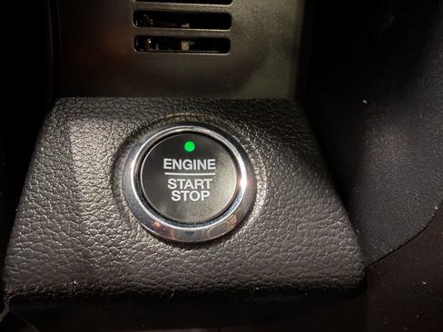 Used 2019 Ford Expedition Max Limited AWD/4WD image 36