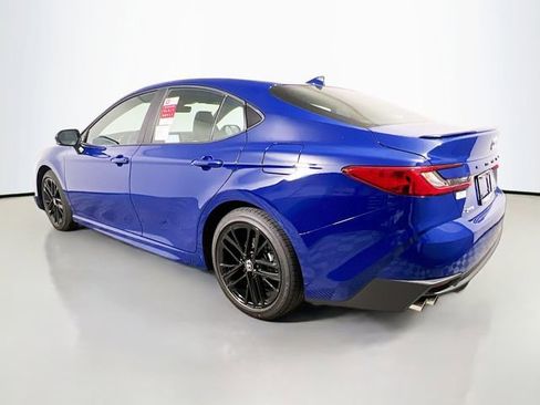 New 2026 Toyota Camry SE FWD image 5