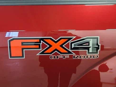 Used 2015 Ford F150 Lariat w/ Equipment Group 502A Luxury image 27