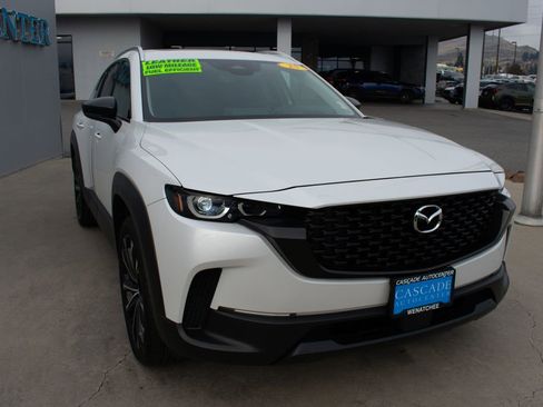 Used 2025 MAZDA CX-50 AWD 2.5 S w/ Premium Plus Pkg image 9