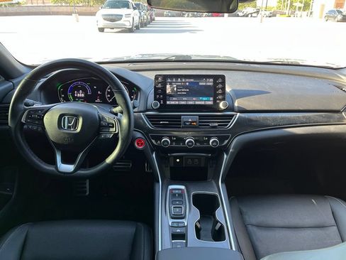 Used 2022 Honda Accord Sport image 12