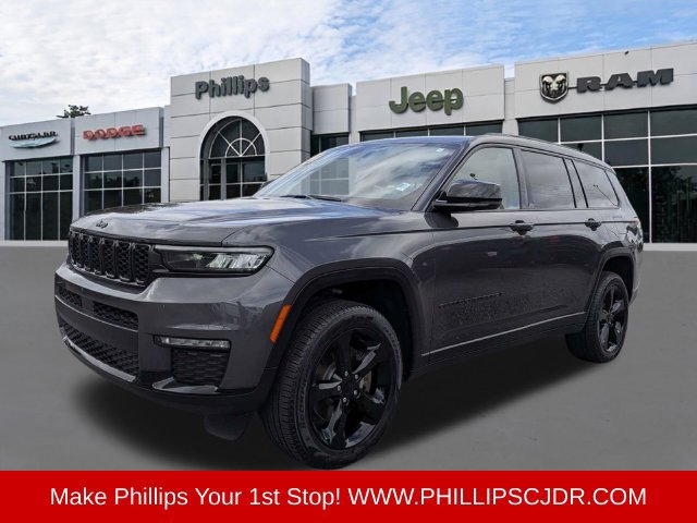 Used 2024 Jeep Grand Cherokee L Limited w/ Black Appearance Package AWD/4WD image 7